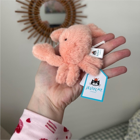 Jellycat Fluffy Crab - Picture 4 of 4
